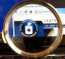 جاسوسی سیا از همکاران خود!!